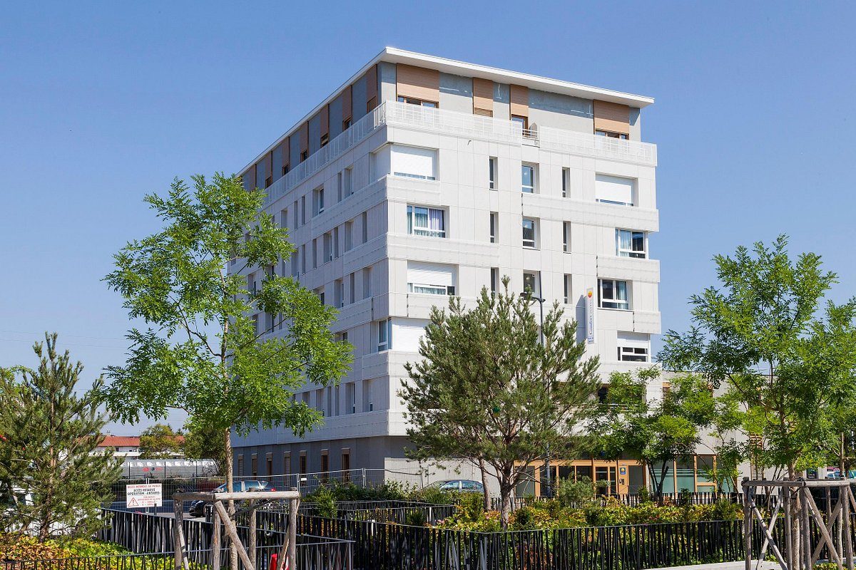 NEHÔ SUITES PORTE DE GENEVE à Annemasse — visuel 1 sur 1