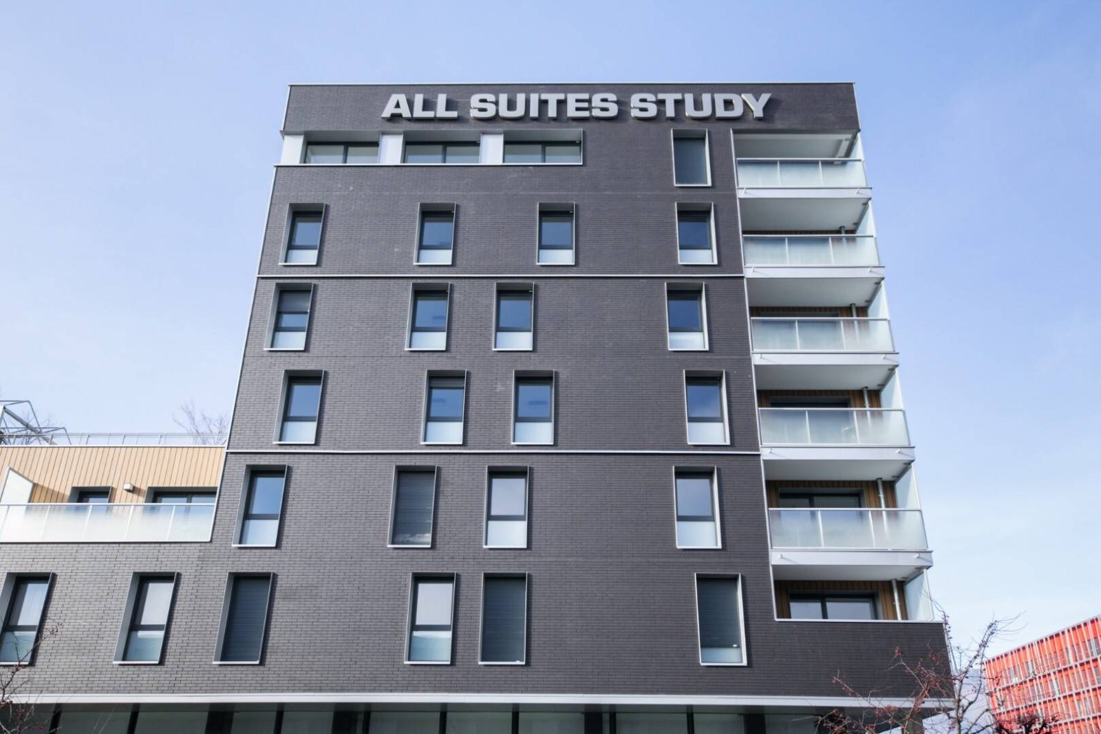 ALL SUITES STUDY LE NEON GRENOBLE à Grenoble — visuel 1 sur 1