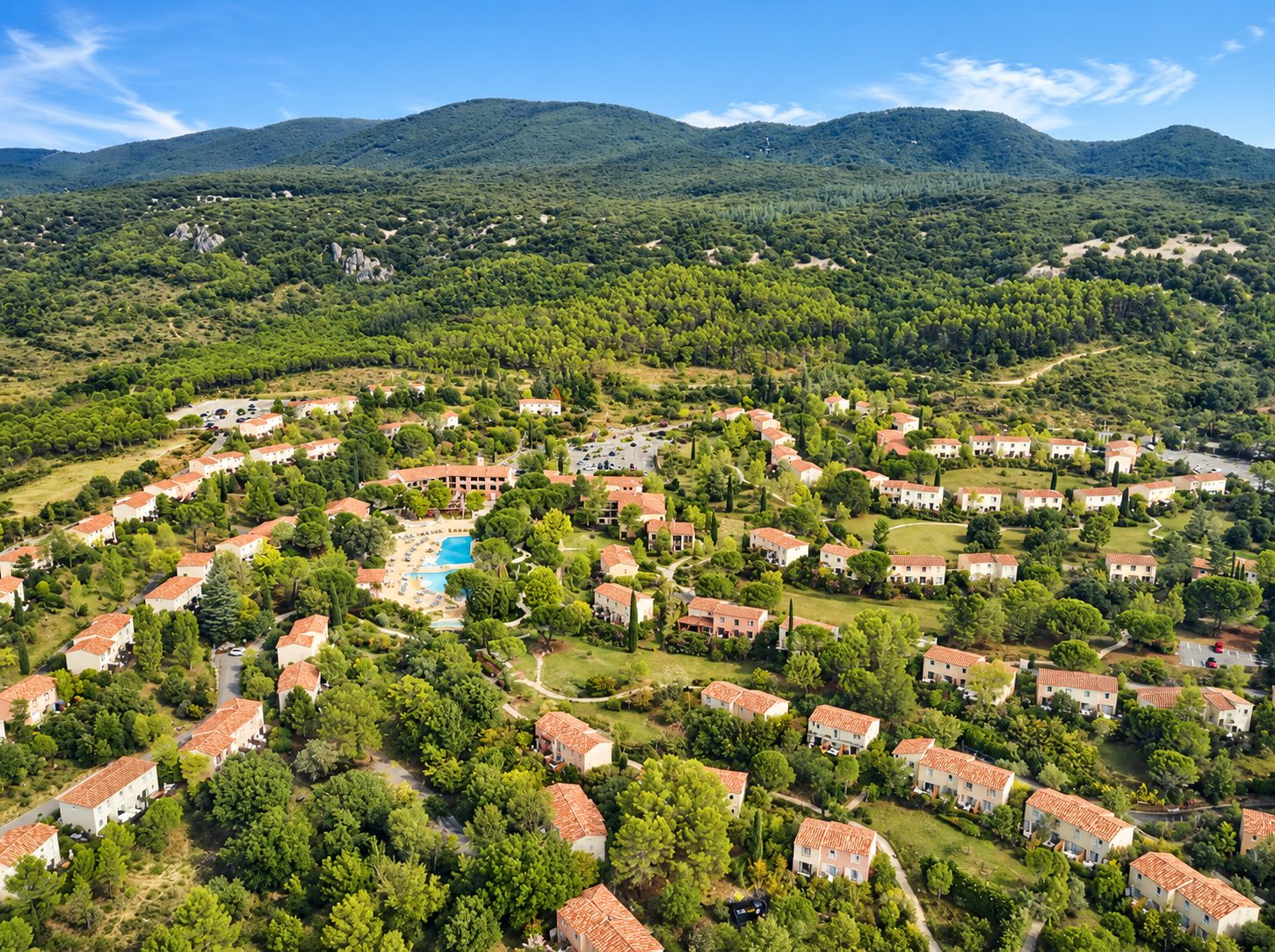 Village Le Rouret (Les Hibiscus) à Grospierres — visuel 1 sur 1