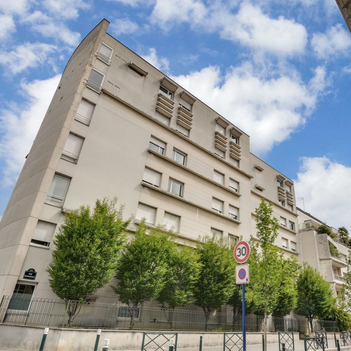 Saint Mandéen PARIS 12ème - 75 à Paris — visuel 1 sur 1